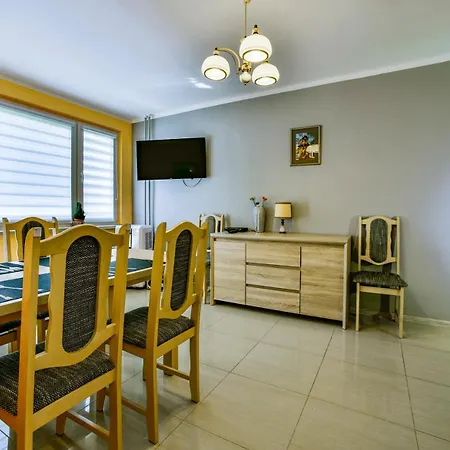 Lejlighed U Joli W Kolobrzegu Podczele - 2 Sypialnie, 50m2, Wifi I Parking Za Darmo! Kołobrzeg