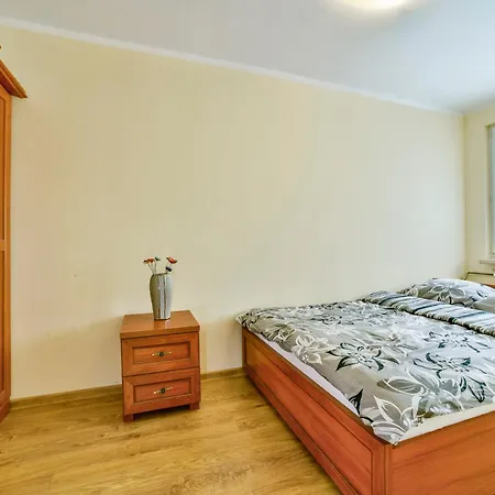 U Joli W Kolobrzegu Podczele - 2 Sypialnie, 50m2, Wifi I Parking Za Darmo! *