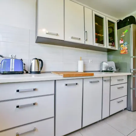 U Joli W Kolobrzegu Podczele - 2 Sypialnie, 50m2, Wifi I Parking Za Darmo! *